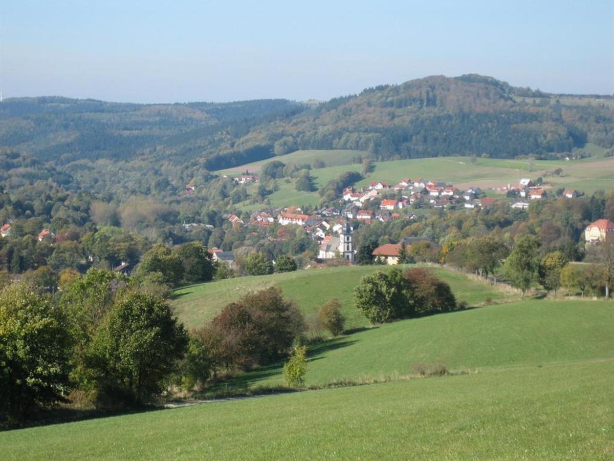 Ferienhaus Rhoenspass Mosbach  Екстер'єр фото